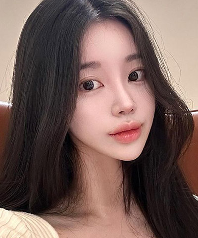 눈 성형 모델 사진